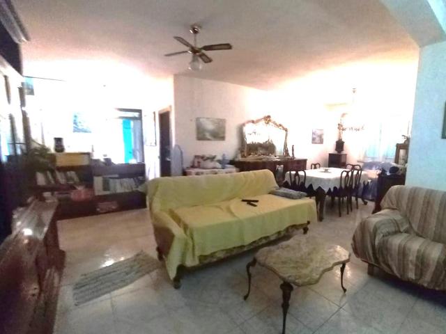 Casa indipendente arredata in affitto, Carrara bonascola