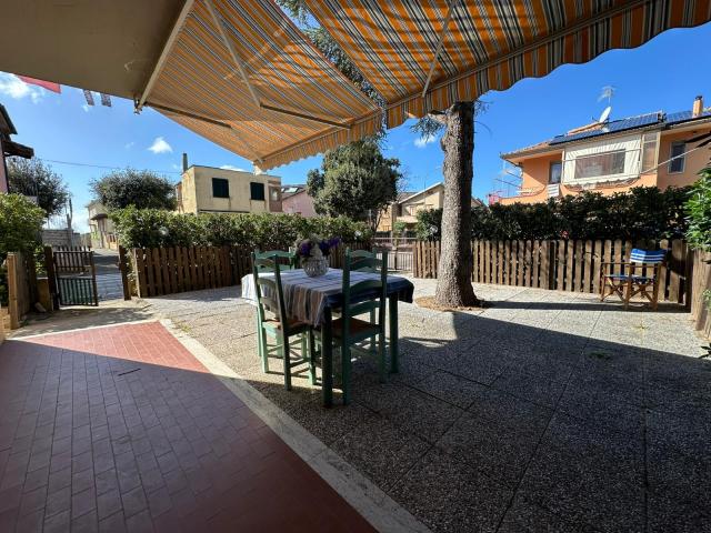 Casa indipendente arredata in affitto in via isola di corsica, Follonica