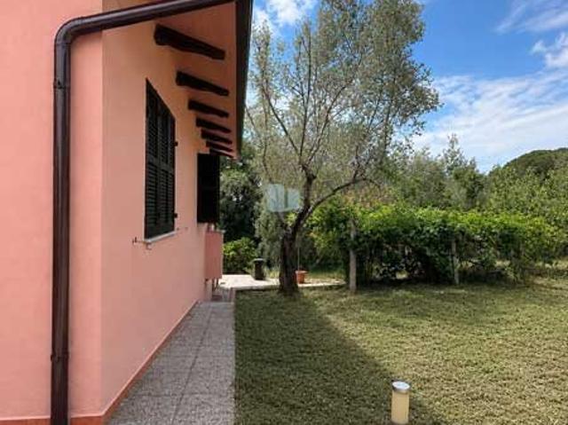 Casa indipendente con ampio terreno tra Umbria e Toscana, a. 90m² San Feliciano