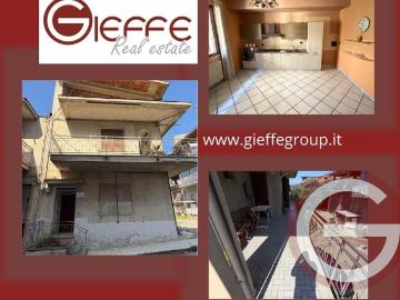 Casa indipendente con box, Melicucco zona semicentrale