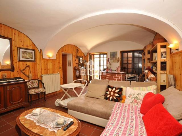 Casa semindipendente in vendita a Torre Canavese