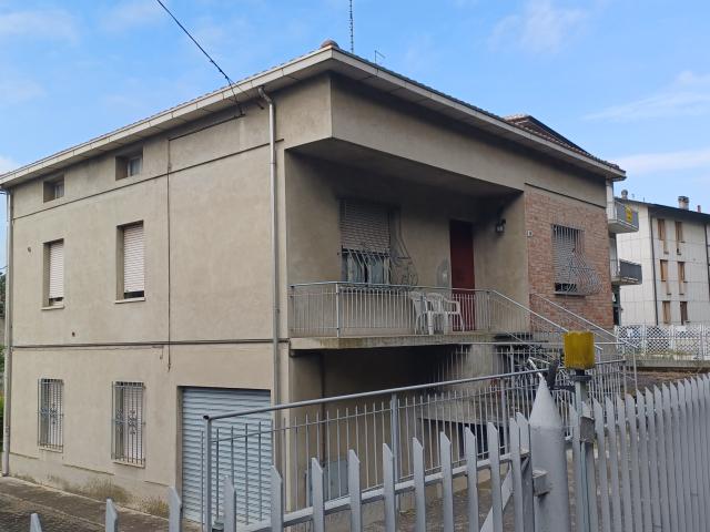 Casa indipendente con box in via eugenio curiel 19, Montecchio Emilia
