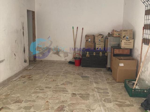 Casa indipendente con box in via napoli 23, Lercara Friddi