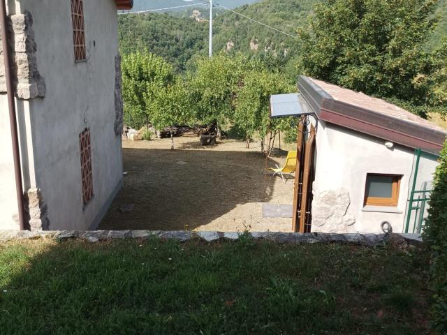 Casa indipendente con giardino, Castelnuovo di Garfagnana croce stazzana