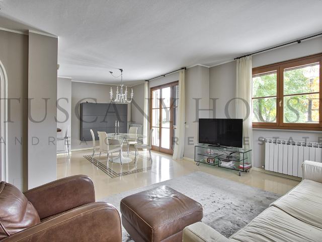 Casa indipendente con giardino a Arezzo