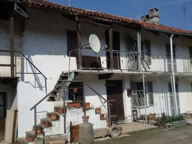 Casa indipendente con giardino a Avigliana