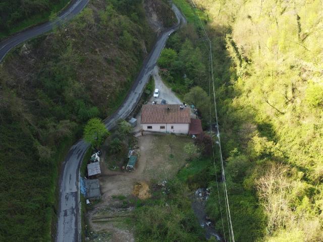 Casa indipendente con giardino a Bagni di Lucca