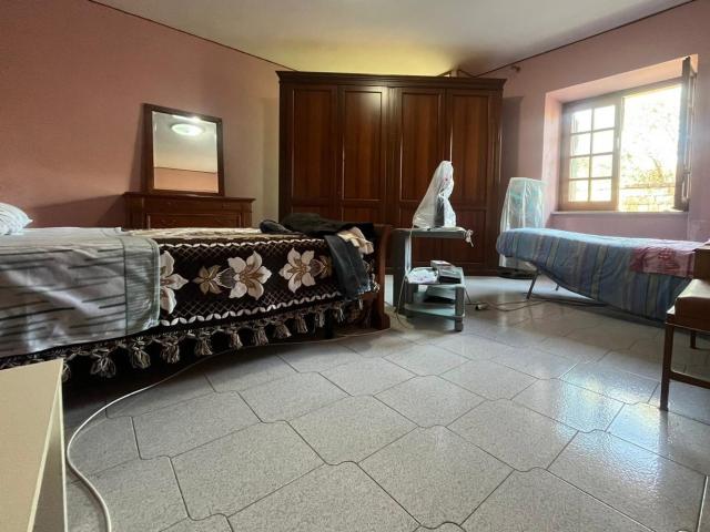 Casa indipendente con giardino a Calvi Risorta