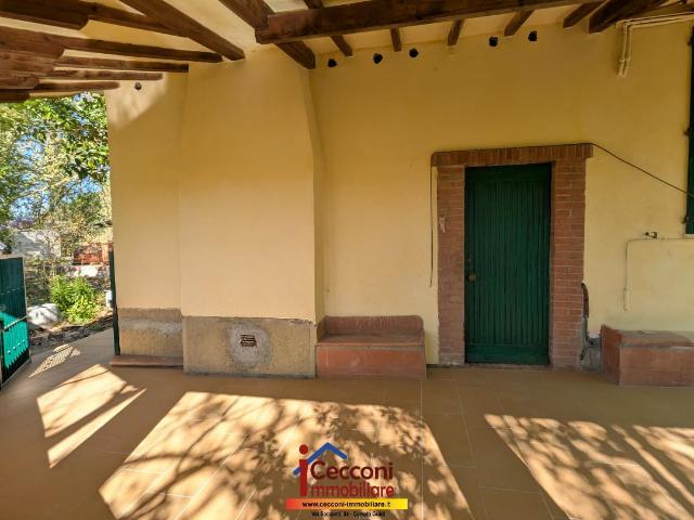Casa indipendente con giardino a Cerreto Guidi