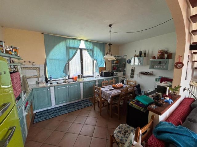 Casa indipendente con giardino a Empoli