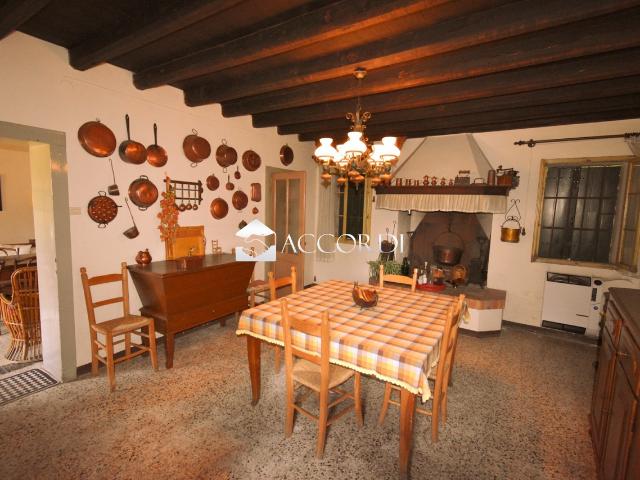 Casa indipendente con giardino a Godega di Sant'Urbano