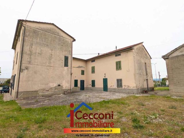 Casa indipendente con giardino a Larciano