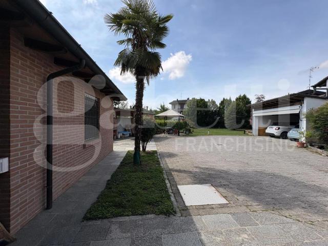 Casa indipendente con giardino a Monticelli d'Ongina