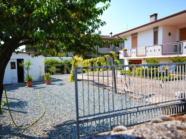 Casa indipendente con giardino a Oppeano