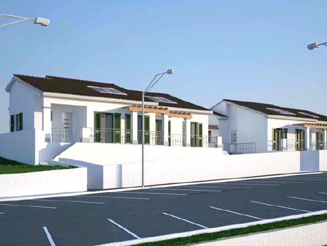Casa indipendente con giardino a Ortonovo