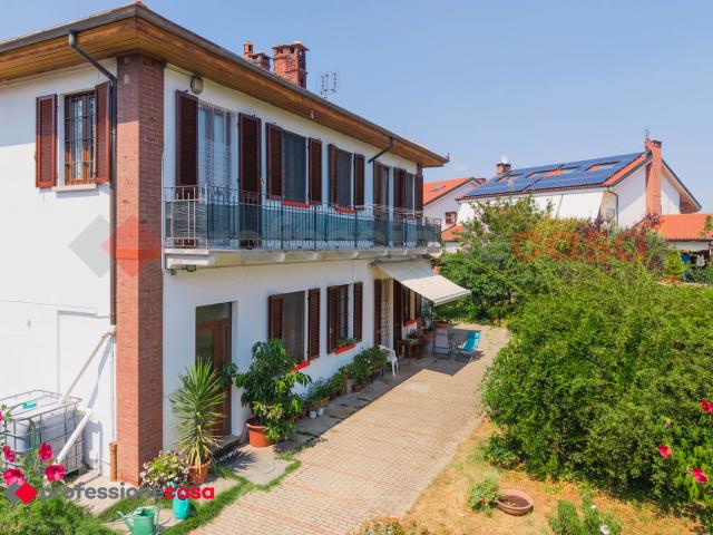 Casa indipendente con giardino a Pinerolo