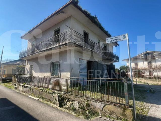 Casa indipendente con giardino a Riardo