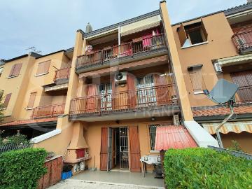 Casa indipendente con giardino a Sasso Marconi