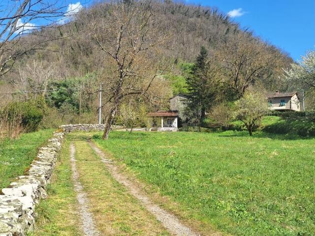 Casa indipendente con giardino, Bagni di Lucca villa