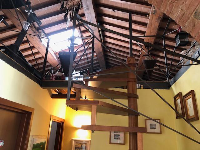 Casa indipendente con giardino, Empoli monterappoli