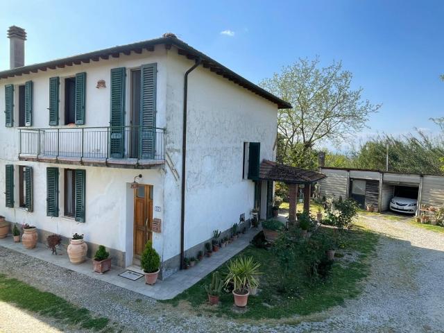 Casa indipendente con giardino, Empoli pianezzoli