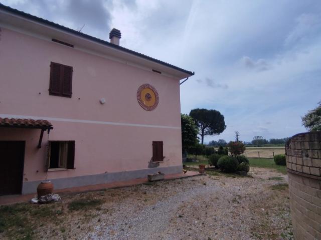 Casa indipendente con giardino, Fucecchio ponte a cappiano