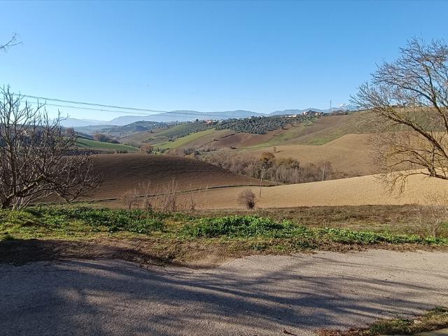 Casa indipendente con giardino in contrada collalto, Pianella