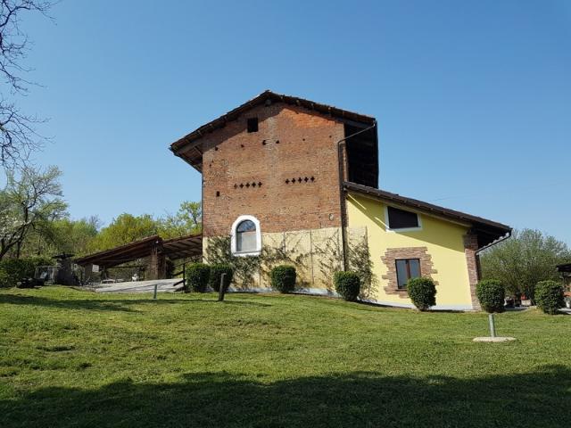 Casa indipendente con giardino in cascina groppeto, Lauriano