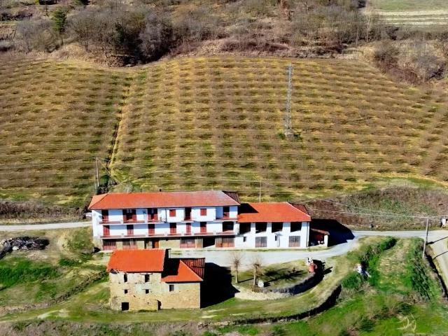Casa indipendente con giardino in frazione robertiero 14, Gorzegno