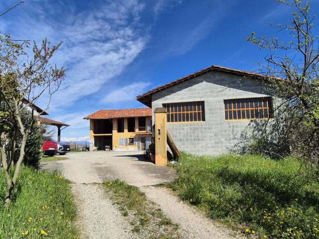 Casa indipendente con giardino in localita' bicocca, Verrua Savoia