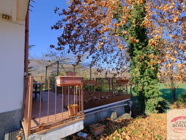 Casa indipendente con giardino in sp334 48, Melazzo