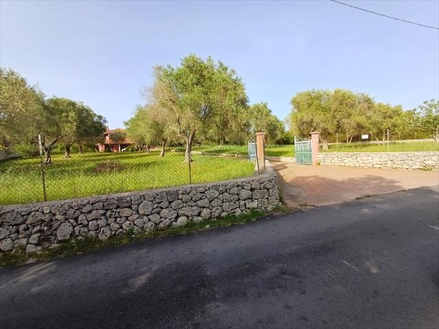 Casa indipendente con giardino in strada vicinale crabulazzi n. 13, Sassari