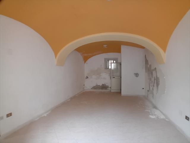 Casa indipendente con giardino in piazza san rocco 22, Torre De' Passeri