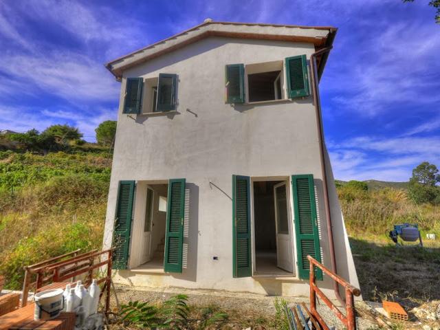 Casa indipendente con giardino in rio nell'elba, Rio