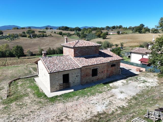 Casa indipendente con giardino in vocabolo san quirico, Avigliano Umbro