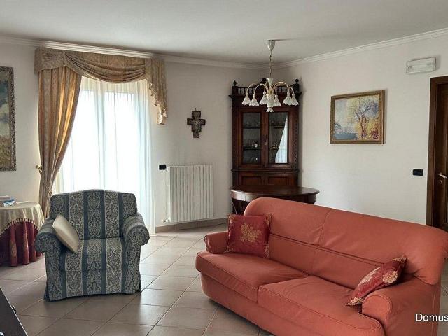Casa indipendente con giardino in venagrande, Ascoli Piceno