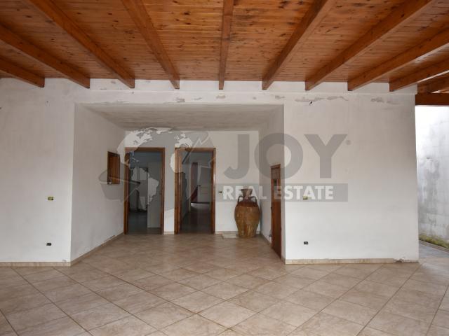 Casa indipendente con giardino in via montello 15, Zollino