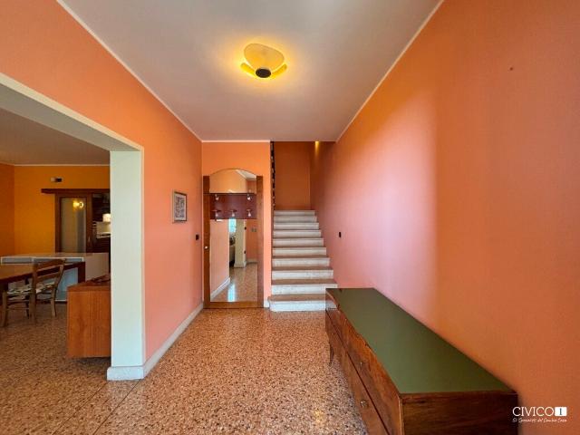 Casa indipendente con giardino in via ore 7, Barbarano Mossano