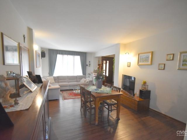 Casa indipendente con giardino in via chiesa rampazzo 1, Camisano Vicentino