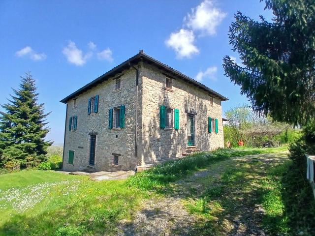 Casa indipendente con giardino in via della fontana 1, Zocca