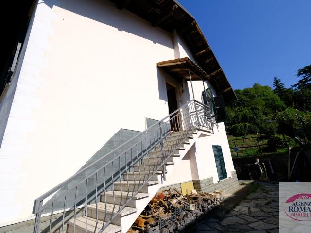 Casa indipendente con giardino in via demetrio dabove 24, Sassello