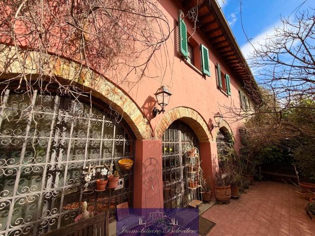 Casa indipendente con giardino in via di carcheri, Lastra a Signa
