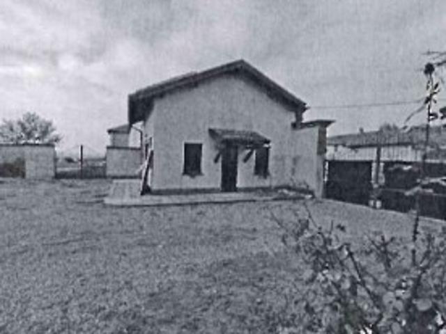 Casa indipendente con giardino in via don minzoni 4, Granozzo con Monticello
