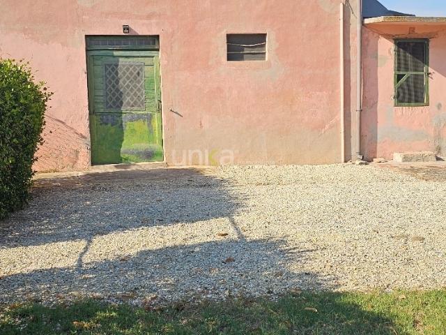 Casa indipendente con giardino in via passo imperatore 7, Jesi