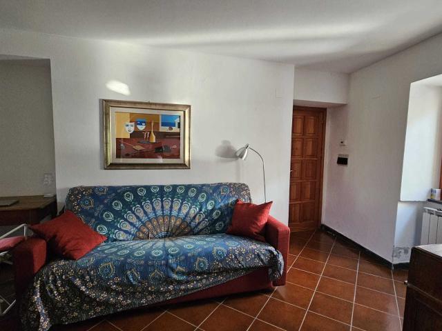 Casa indipendente con giardino in via per salino 83, Varese Ligure