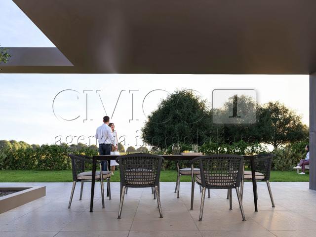 Casa indipendente con giardino in via roma, Cadoneghe
