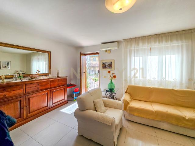 Casa indipendente con giardino in via rosolino pilo 20, Grosseto