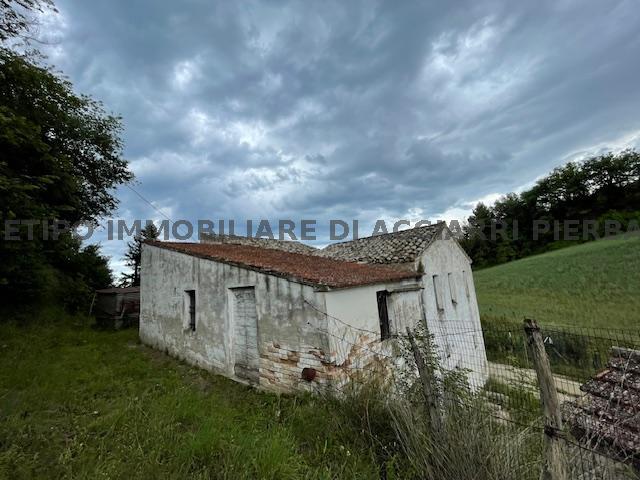 Casa indipendente con giardino in via san michele, Cupra Marittima