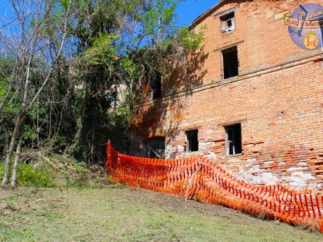 Casa indipendente con giardino in villa francucci, Amandola