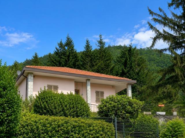 Casa indipendente con giardino, La Spezia biassa